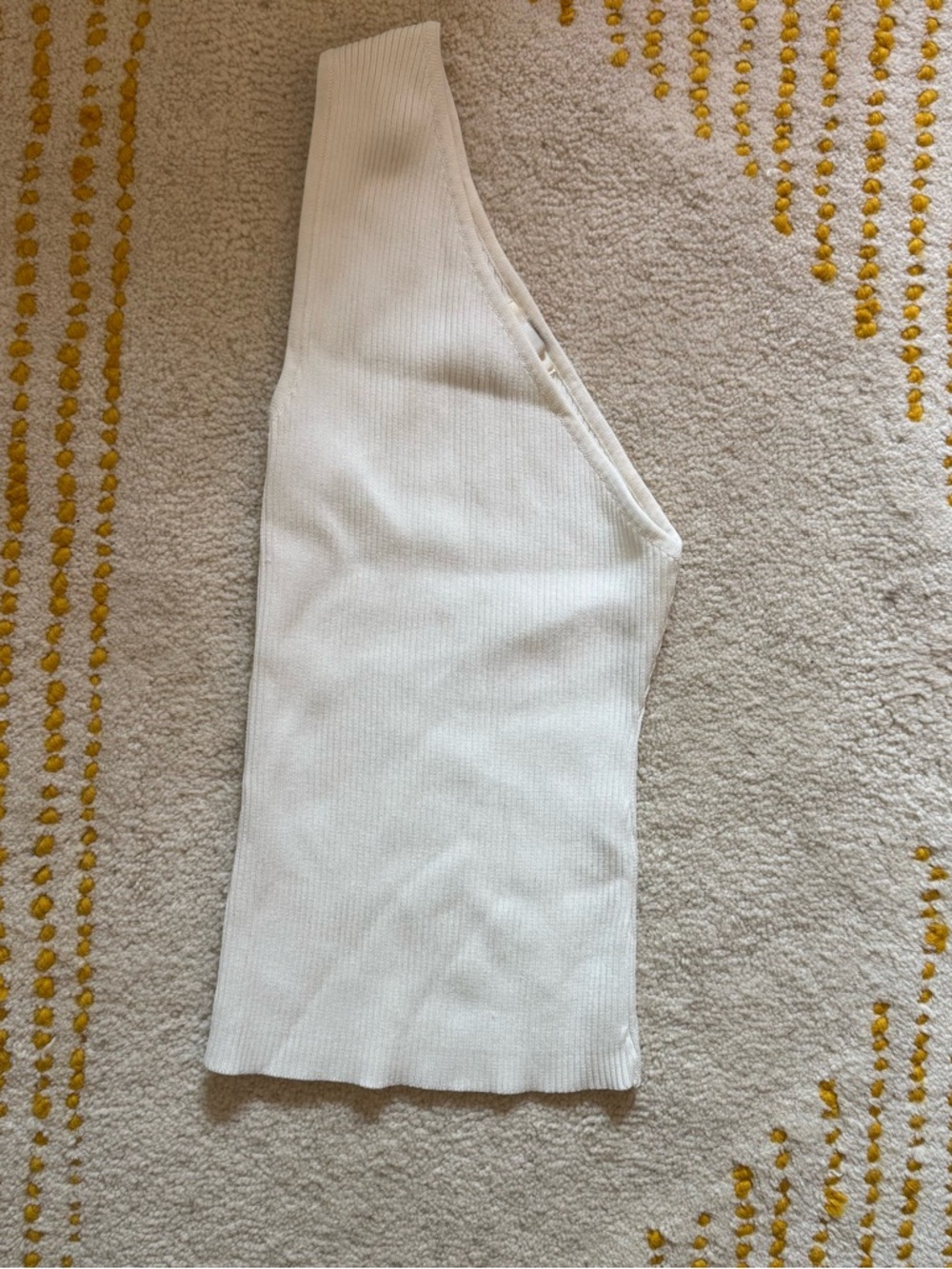 DISSH One-Shoulder Ribbed Knit Top in White